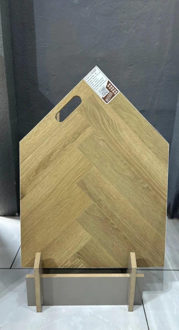 ML2002 Laminat - Görünüş 1